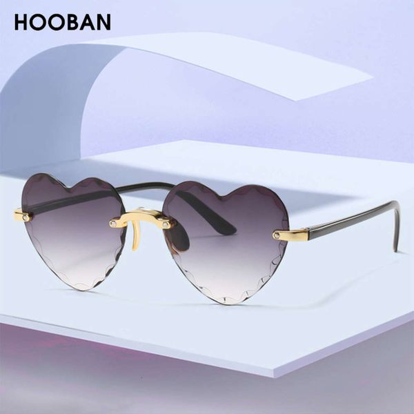 

designer fashion heart shape women brand hooban beautiful 2020 random sunglasses for women's vintage pink ladies shades, Black