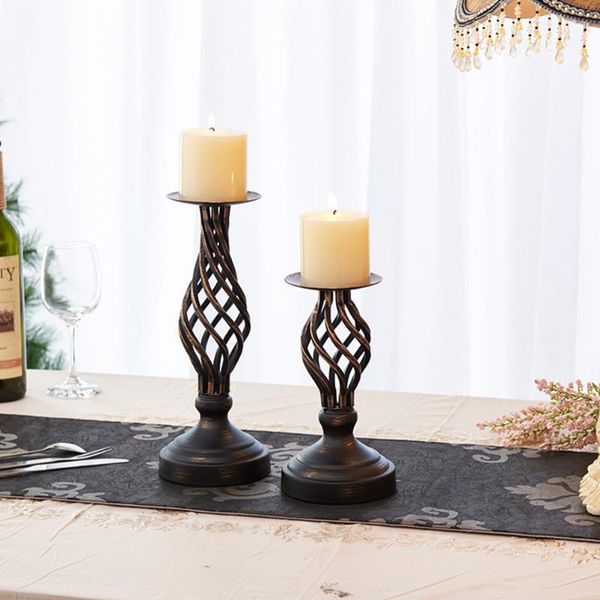 

2pcs retro metal hollow decorative candle holder candlestick dining table home decoration adornment holders