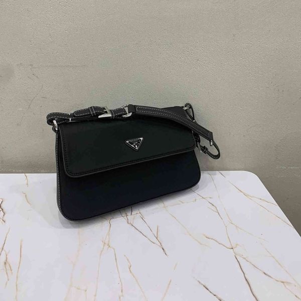 

women luxurys designers bags 2021 crossbody bag handbag designer handbags zhouzhoubao123 purse wallet shoulder arm single p's cross cla
