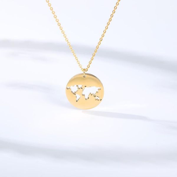 

pendant necklaces engraved hollow necklace for women global gold stainless steel chain round shaped friends bridesmaid gifts, Silver