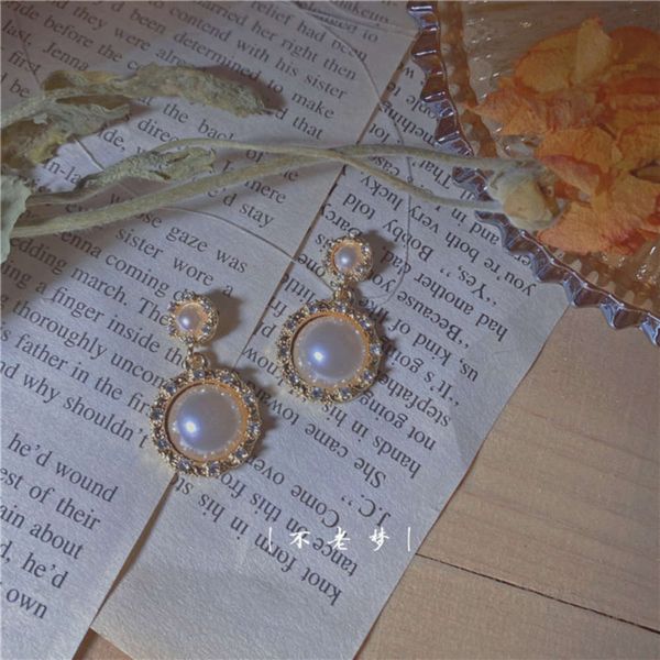

s925 silver needle french romantic court baroque and earrings, Black
