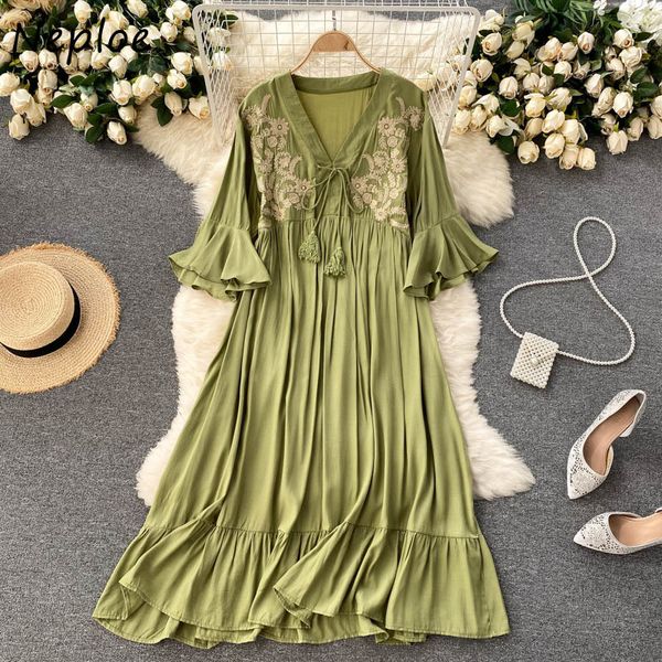 

neploe holiday bohemian nation flower embroidery dress women high waist hip a line slim vestidos summer flare short sleeve robe 210510, Black;gray