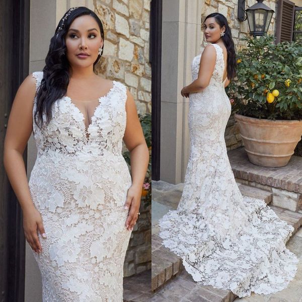 Eleganti abiti da sposa a sirena Abiti da sposa con scollo a V profondo e senza schienale Plus Size Sweep Train in pizzo robe de mari￩e