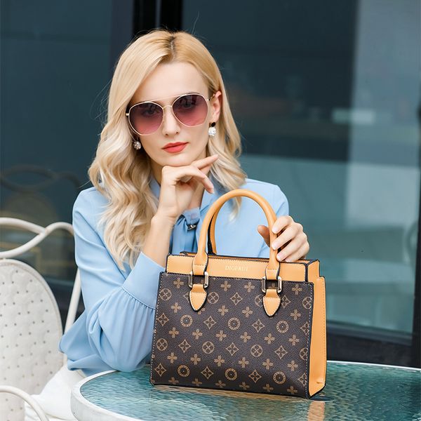 

bag handbag 2021 fashion single shoulder women's printed messenger pu temperament portable 8676, Black;red