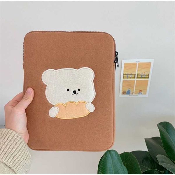 

korean bear tablet case 11 inch lapbag for mac ipad pro 9.7 10.5 10.8 13 15 inch cartoon bread bear sleeve inner bag 211025