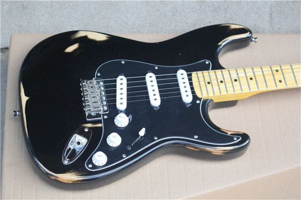 

6 strings black retro electric guitar,maple fretboard