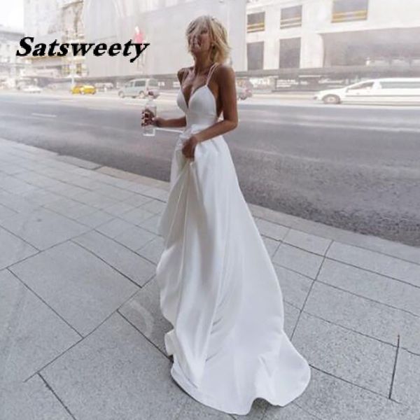 

slik satin a line wedding gowns beach spaghetti straps v neck bride gown 2022 abito da sposa backless bridal dresses, White