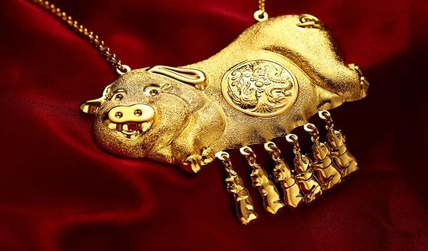 Китайский ветровые пряди покрыты 24k Aureate Золотая свинья Подвеска цепи Невеста Свадебное Ожерелье