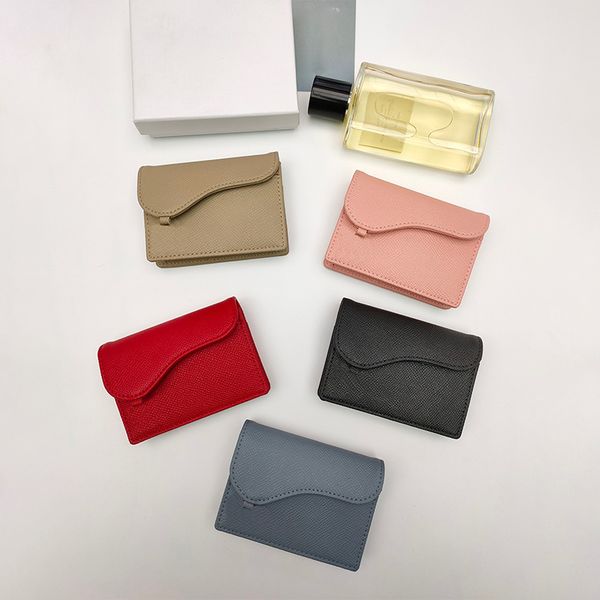 

women luxurys designers bags 2021 sheepskin cardholder saddle. wallet saddle card holder with packing box retail wholesale size: 11x7.5x2.5c, Red;black