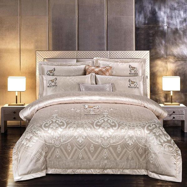 

bedding sets luxury european satin jacquard silk cotton set  king horse embroidery duvet cover bed sheet pillowcase home textile