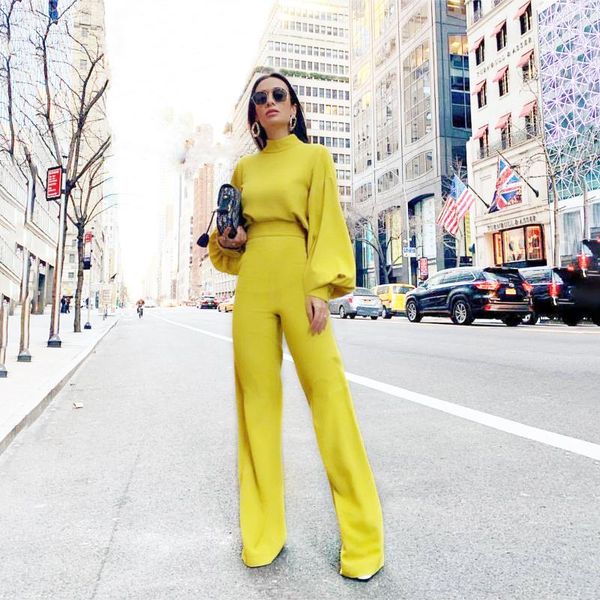 Jumpsuits para as mulheres 2021 Primavera One peça Outfits Mulheres Vestuário Preto Jumpsuit Branco Manga Longa Suporte de Suporte Top Calças Terno Feminino Rom