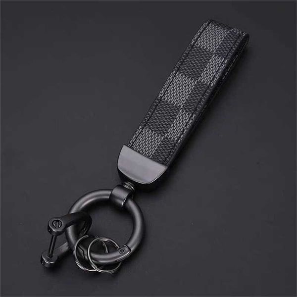 

high-grade leather car keychain 360 degree rotating horseshoe buckle jewelry key rings holder bag pendant