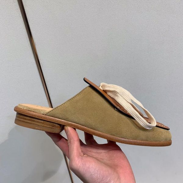 

ms. leather is half-dragged and comfortable slippers, Black