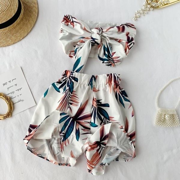 

bohe style two piece set summer suit v-neck crop + short pants woman tropic floral print 2 pcs suit et 210707, White