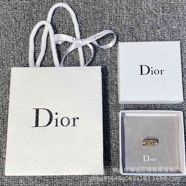 

2021 luxury designer jewelry 21 new style pearl do letter brass ring, Silver