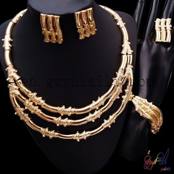 

earrings & necklace 2021 wholesale european hollow out delicate jewellery sets gold-color rhinestone jewelry set for women, Silver