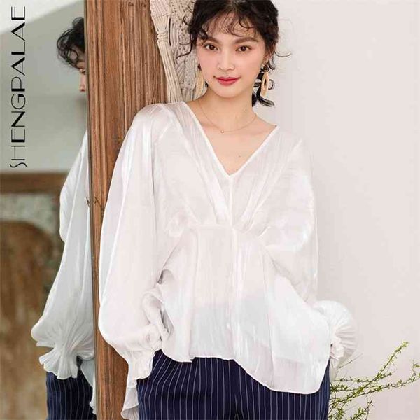 

elegant blouse women's spring v-neck loose lantern sleeve pearly temperament shirt female fashion 5b138 210427, White