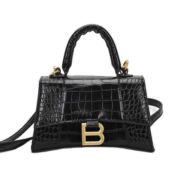 

74% off bag hourglass leisure personalized single shoulder messenger black crocodile pattern small square