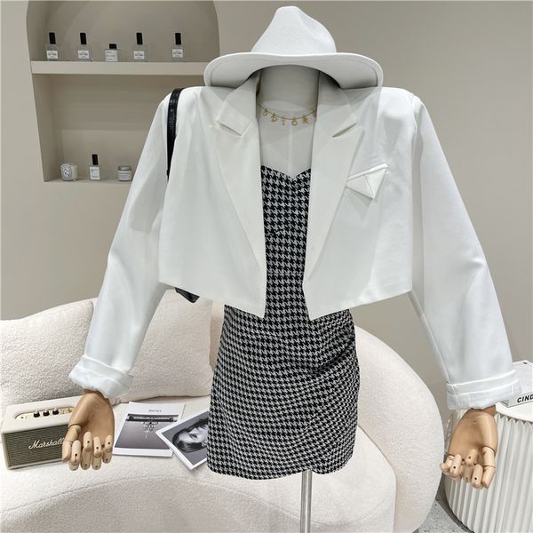 

dress summer female 2021 niche fashion design blazer short jacket top, Black;gray