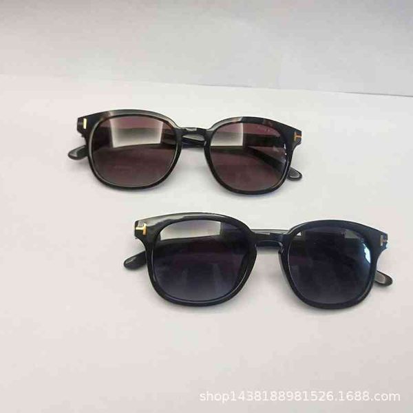 

2022 factory wholesale sunglasses men's and women's stars same tf0399 plate glasses, White;black