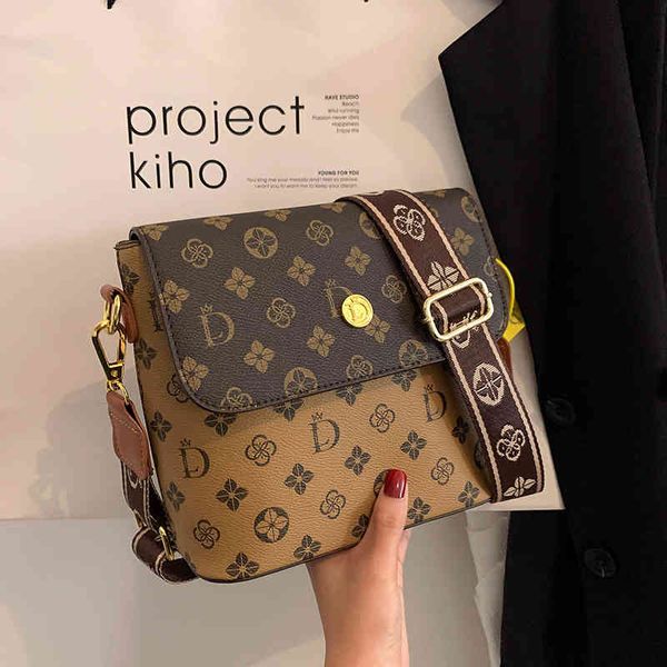 

2022 factory wholesale popular autumn and winter color contrast bucket bag pu women's one shoulder messenger bag