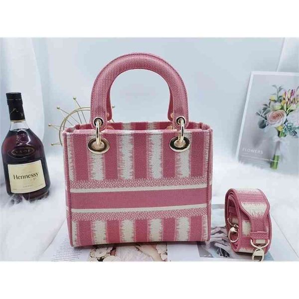 

women luxurys designers bags 2021 high-quality embroidery hands hands designer handbag handbags totes crossbody bag