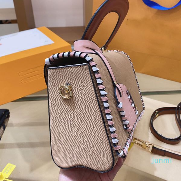 Tasarımcı-Kadın Çanta Bayanlar Flap Crossbody Çanta Mektubu Tığ Zarf Omuz Geri Çanta Su Dalgalama Deri Çanta