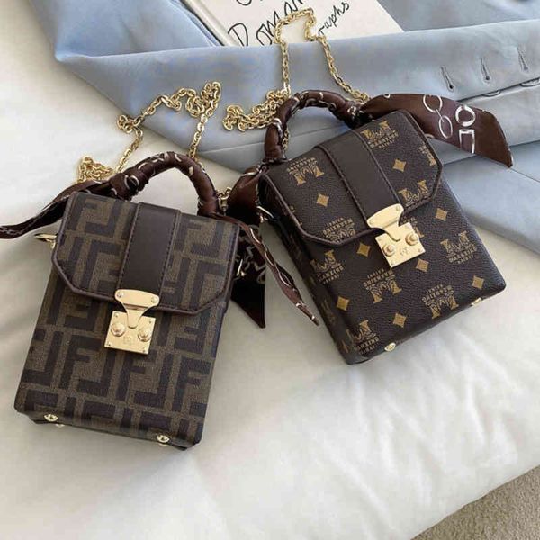 

signature chain bag wind silk scarf shaped portable box vertical lock small outlets