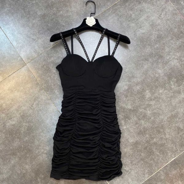 

fabpop summer design sleeveless diamonds spaghettri strap black stretch short mini pleated dress women gb271 210709, Black;gray