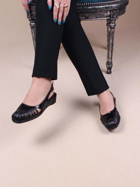 

sandals women's black back belt casual shoes 2021 summer season