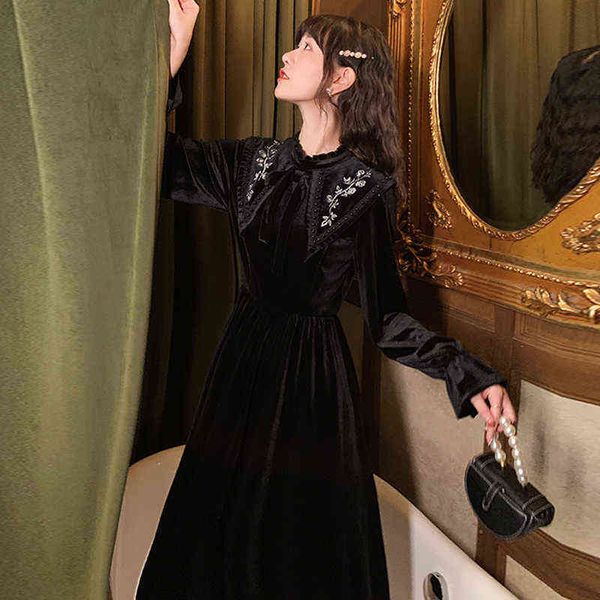 

french velvet black long sleeve dress vintage embroidery women midi warm dress fall korean one-piece female wedding party dress g1214, Black;gray