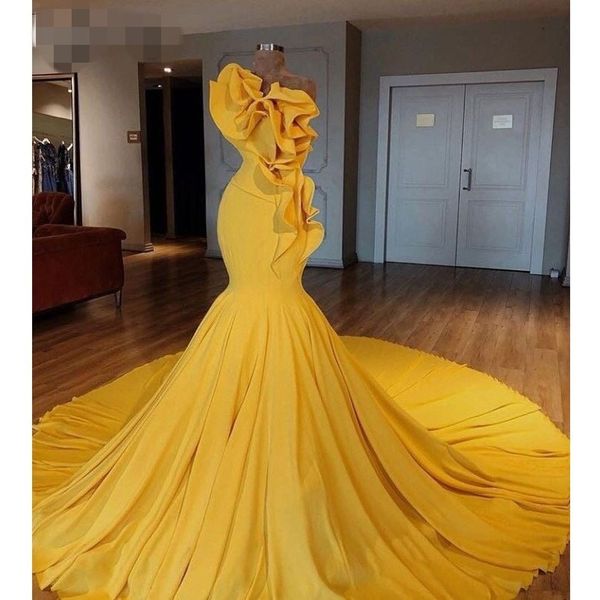 Saudi Árabe Amarelo Sereia Prom Vestidos Especiais Projetado Ruffles Long Partido Vestidos Vestaglia Donna Vestidos de Gala Elegante Vestido de Noite