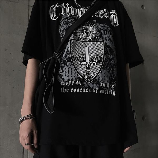 QWEEK Gothic Style T-Shirt Übergroße Grunge Frauen Mall Goth Top Sommer Plus Size Balck White Graphic Tee Emo Mode Unisex 210623