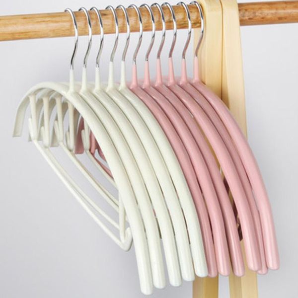 

hangers & racks 42cm 10 pcs/lot plastic skid-resistant clothes for pvc coating clothing with stainless steel hook dry wet