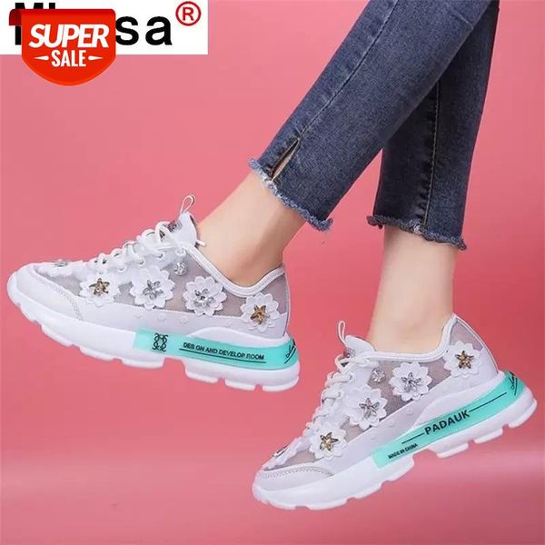 

2021 spring women vulcanized shoes fashion lace-up sneakers mesh breathable rhinestone flowers casual zapatos mujer #bk6v