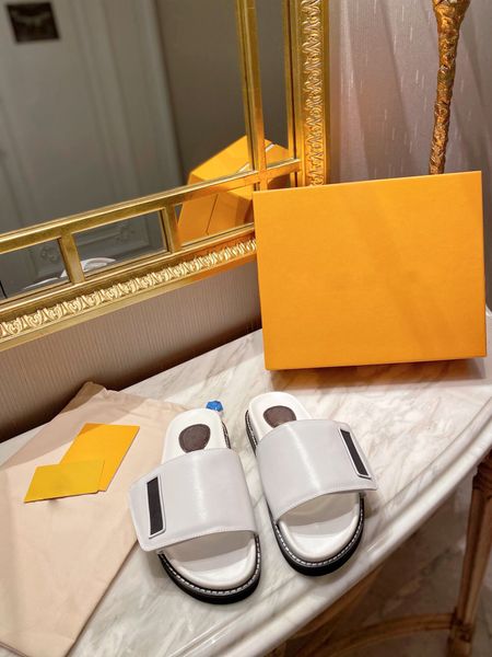 

2021 latest pool pillow comfort mules women fas5ion slippers ladies summer vibrant sandals puffy style classic slides 35-45, Black