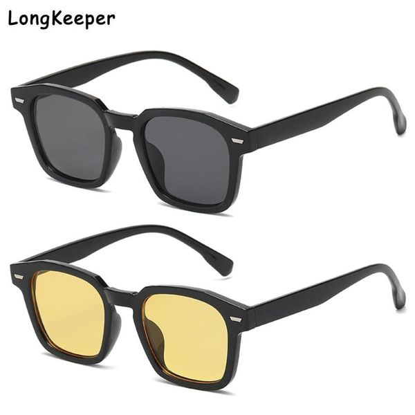 

sunglasses 2021 fashion vintage women brand designer retro sunglass round sun glasses female uv400 lens rivet eyewears men, White;black