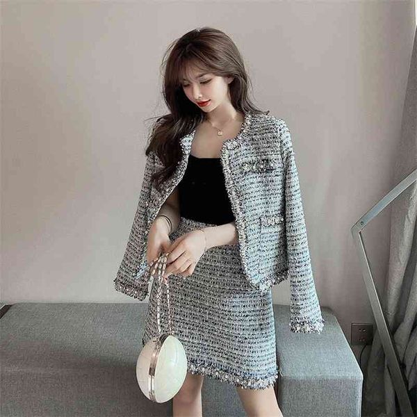 

the autumn and winter women's fashion heavy craft beaded western woolen short coat skirt two-piece suit 210603, White