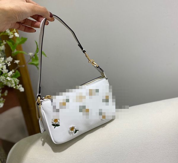

2021 c family small daisy mahjong embroidered single shoulder underarm bag clear new temperament crossbody bag ysj