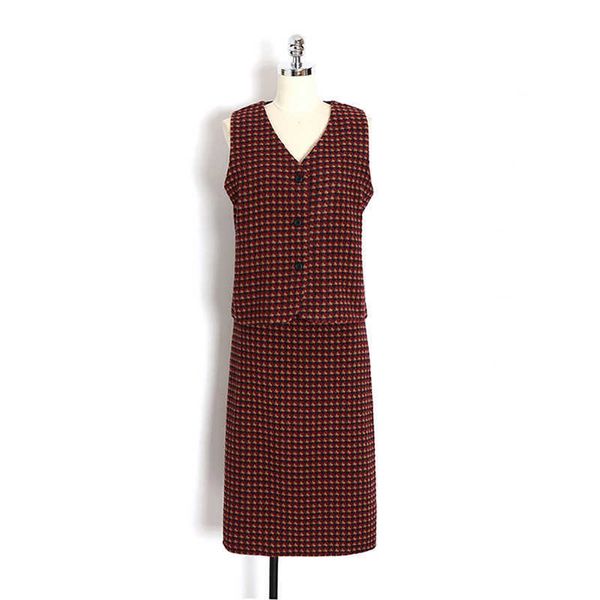 

perhaps u women 2 pieces set red wine plaid tweed vest sleeveless midi skirt autumn t0368 210529, White