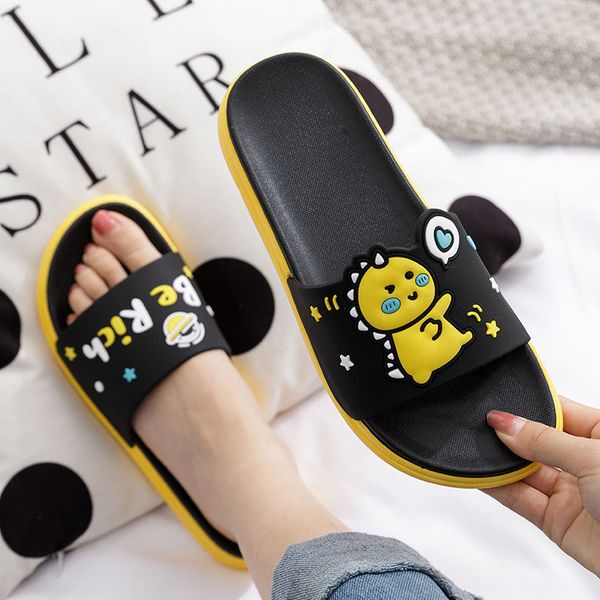

2021 designer slippers men women sandals fashion beach shoes flat non-slip classical slipper home l indoor or ourdoor m6268, Black