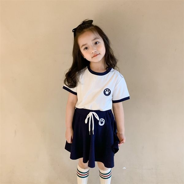 

summer arrival girls fashion smile 2 pieces suit skirt kids clothes 210528, White