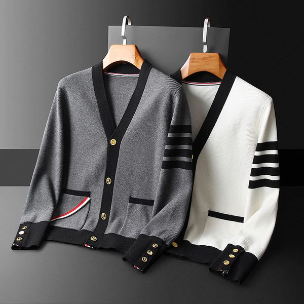 

design autumn and winter mens casual cardigan v-neck knitted sweater coat mens four, White;black
