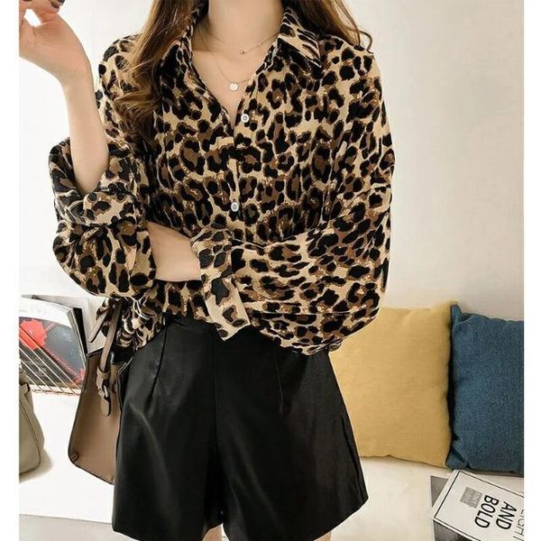 

women's blouses & shirts wide songane leopard fertilizer to increase the long-sleeved shirt and long sections bottoming jacket tide ut1, White