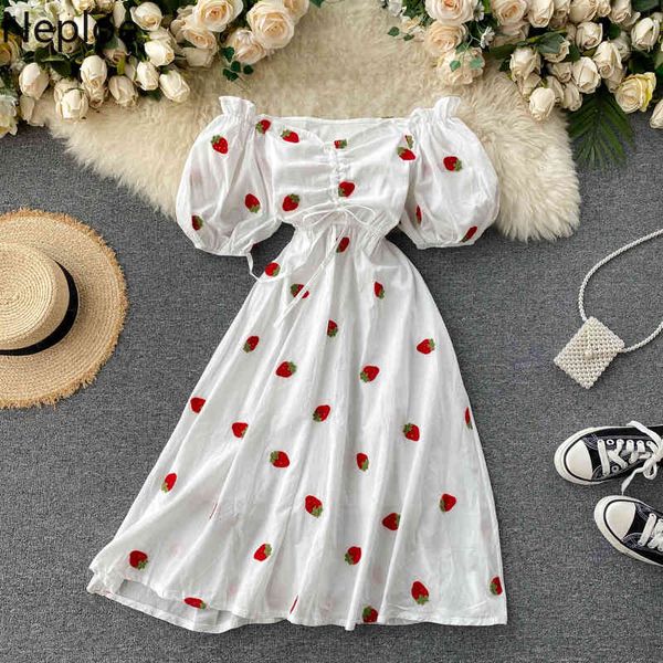 NEPLOE Bordado Bordado Vestido Mulheres Sweet Slash Pescoço Suff Slove Vestidos Feminino Fashion Lace Up Uma Linha Ladies Vestidos Robe 1D012 210423