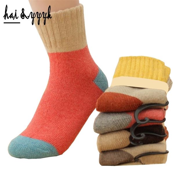 

10pcs = 5pars / lot winter women's socks splicing thickening warm rabbit wool socks ladies terry sock ym012 210720, Black;white