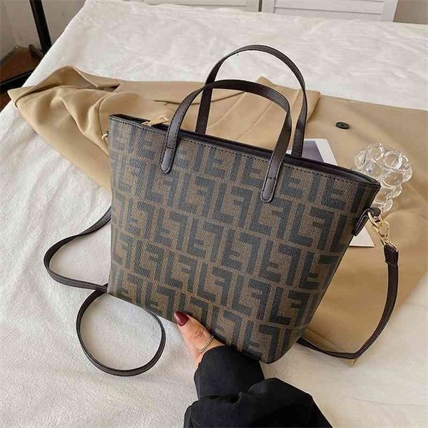 

new fashion simple large capacity tote bag texture shopping messenger single shoulder portable bag female purses