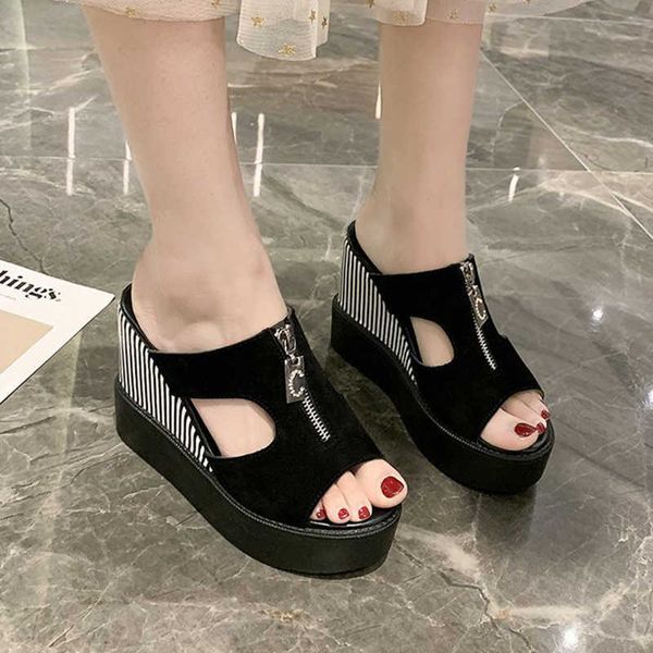 Rimocy Sommer Sexy Plattform Hausschuhe Damen Outdoor Offene spitze Super High Heels Sandalen Frau Mode Reißverschluss Keile Schuhe 210528