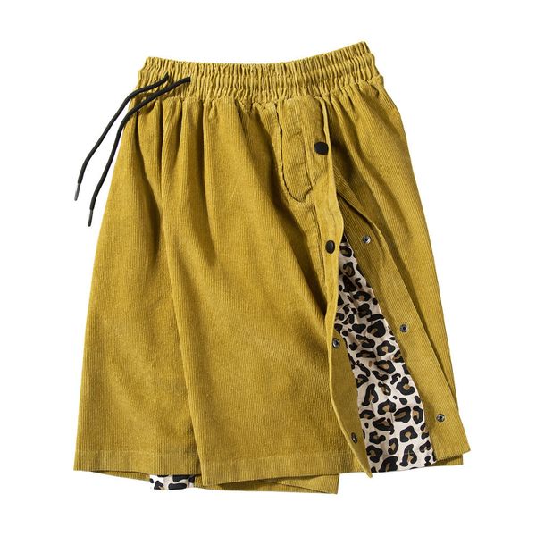 

fashionable shorts patched leopard print corduroy for men, White;black