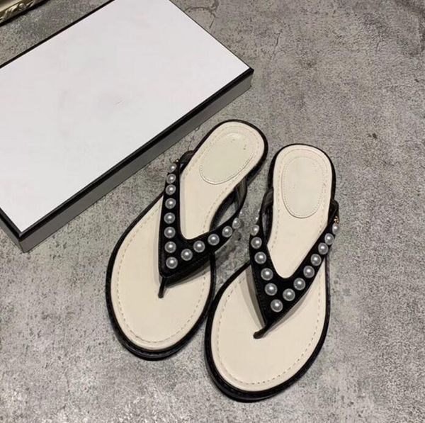 

2021 new summer new pearl toe flip-flops flippers women's outer wear flat sandals beach non-slip sandals and slippers girls 1, Black